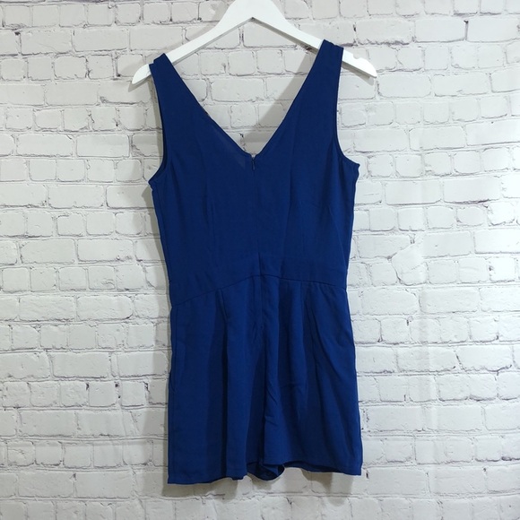 One clothing romper in blue - Picture 5 of 11